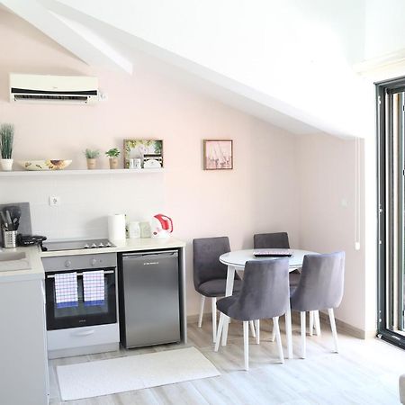 Apartmani Dijana 2 Kotor Eksteriør bilde