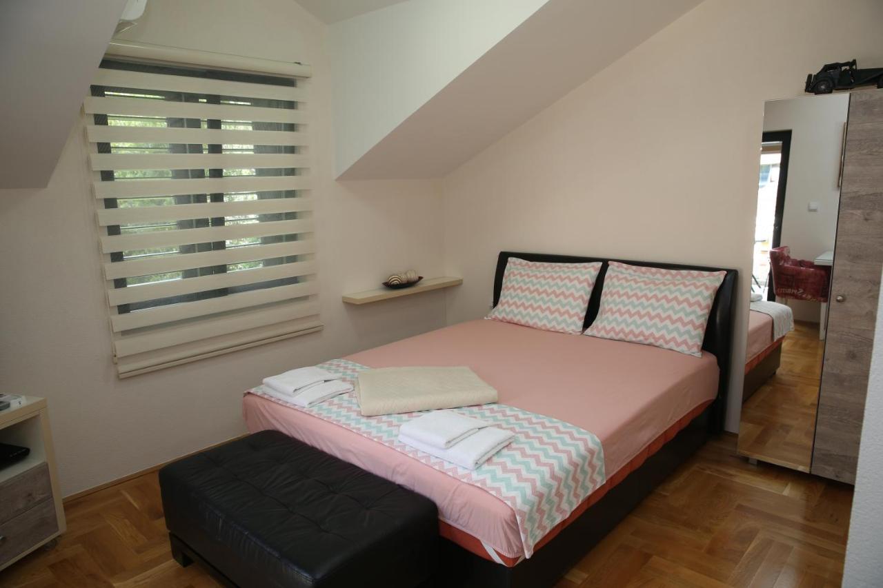 Apartmani Dijana 2 Kotor Eksteriør bilde