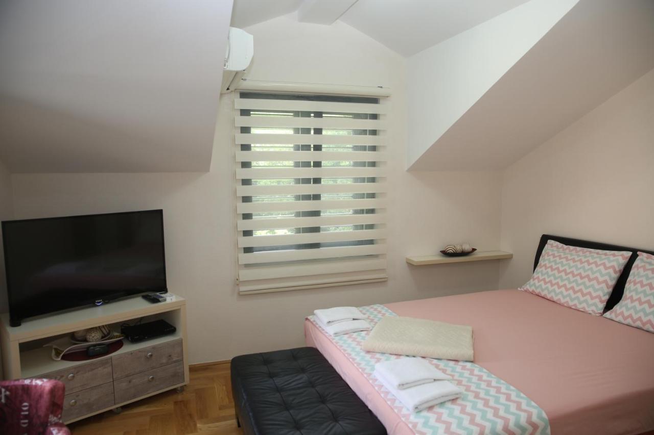 Apartmani Dijana 2 Kotor Eksteriør bilde