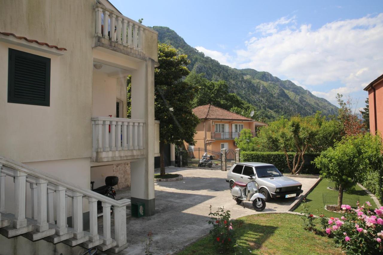 Apartmani Dijana 2 Kotor Eksteriør bilde